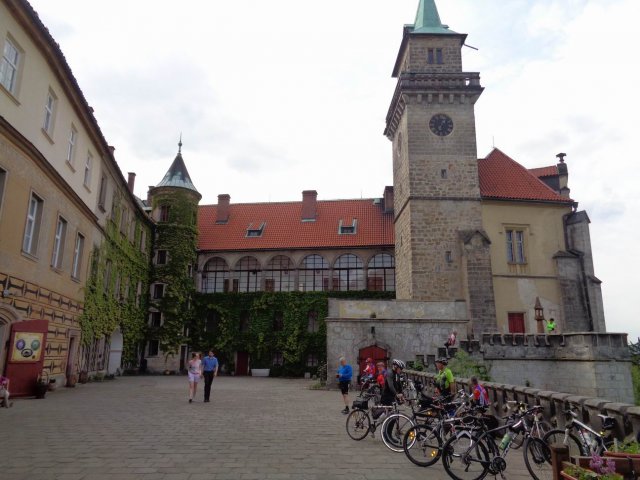 2016